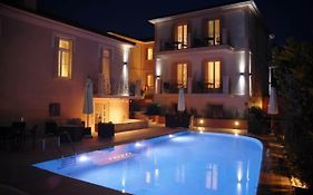 Korina Gallery Hotel